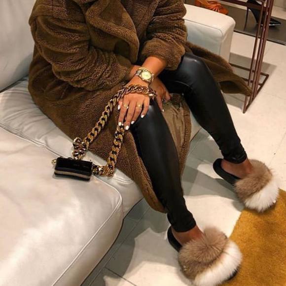 Meet your Posher, Christabelle - Picture 1 of 1